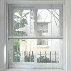 Cửa lưới chống muỗi dạng xếp màu trắng sứ